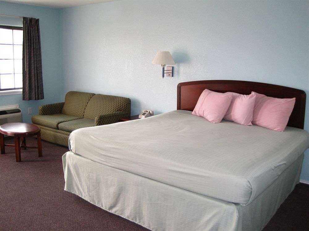 Pinn Road Inn And Suites Lackland Afb And Seaworld San Antonio Zewnętrze zdjęcie